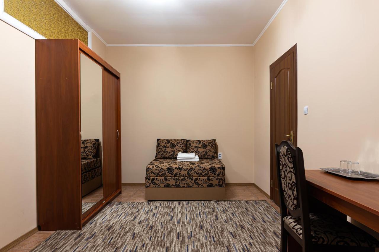 Panska Rovin Hotel Mohnate Ngoại thất bức ảnh